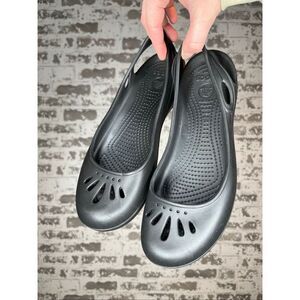 Crocs | women black flat rubber shoes
